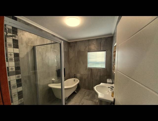 3 BEDROOM HOUSE FOR SALE IN KLEINKOORNHUIS